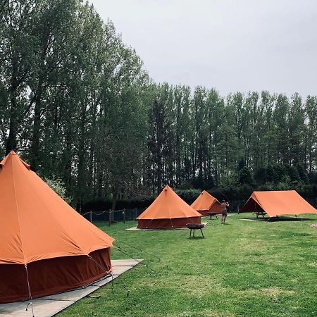Fiertelmeers Boutique Glamping Hotell Ronse Eksteriør bilde